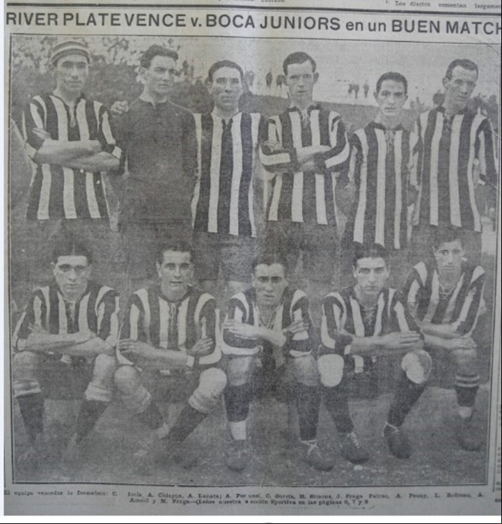 Equipo de River que le gano 4-2 a Boca por la Copa Competencia en 1915. El primero de arriba a la derecha es Simmons.