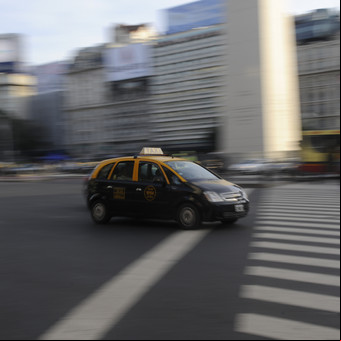 Convocan a audiencias públicas para debatir el aumento de taxis, VTV y parquímetros