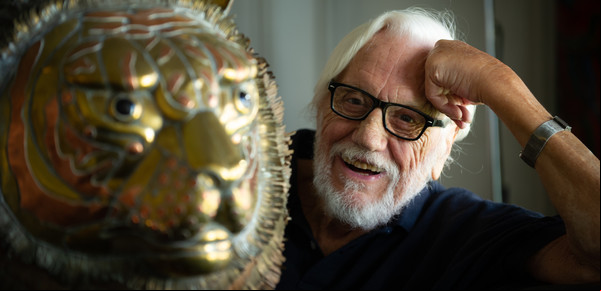 Héctor Olivera, leyenda del cine nacional: "Una anécdota es una pequeña historia, en una idea está todo"