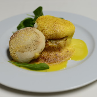 Huevos benedictinos