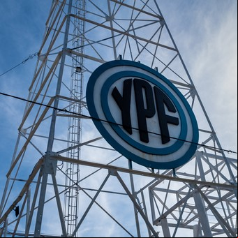 Se agrava la crisis de YPF: perdió US$ 1.098 millones y se hundieron sus ventas en pesos