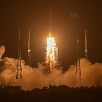 China y Rusia acuerdan explorar juntos la Luna