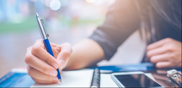 Darán 10.000 becas para estudiar inglés gratis en el British Council: los requisitos y cómo anotarse