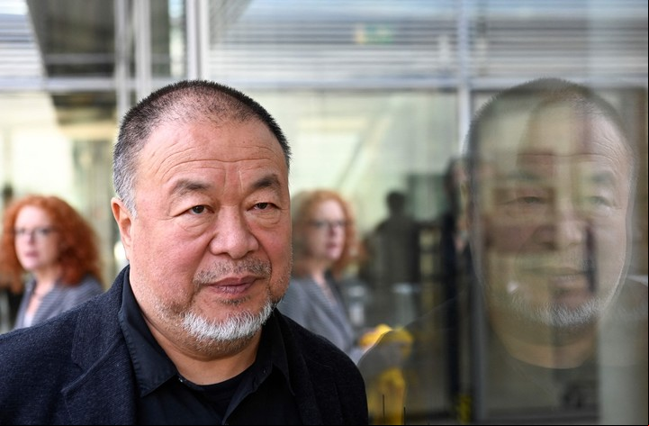 Ai WeiWei, el artista moderno chino más conocido en el mundo, dice que la llegada de la censura china a Hong Kong está casi garantizada. Foto: Tobias SCHWARZ / AFP.