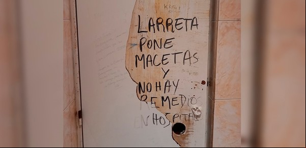 La grieta argentina, hasta en el baño