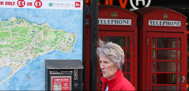 Gran Bretaña se arrepiente del Brexit y se acerca a la Unión Europea, pero surge un escollo: Gibraltar