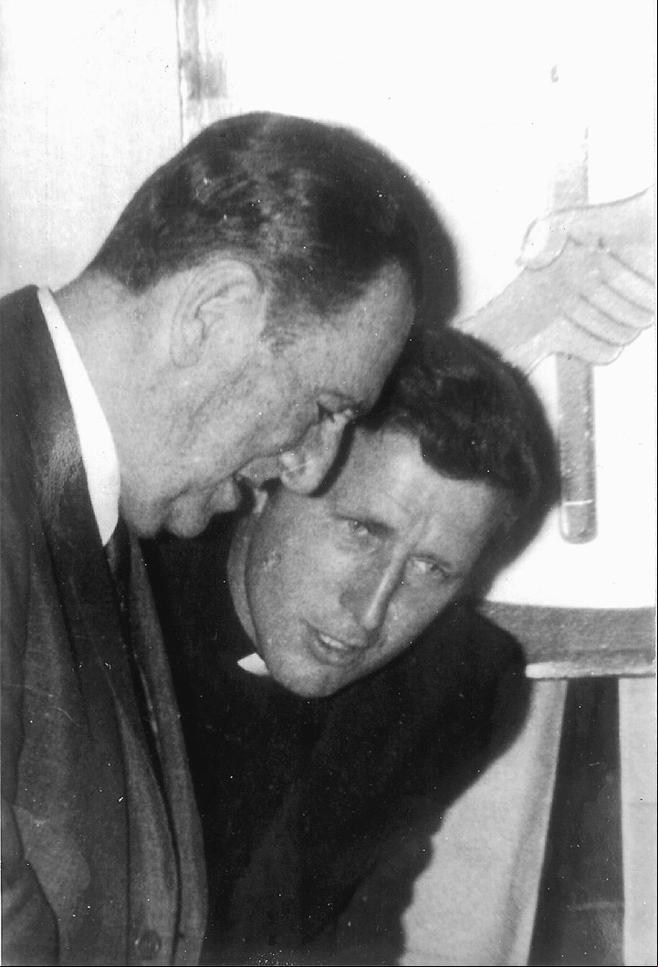 El Padre Mugica tenía una relación muy estrecha con Juan Domingo Perón.
padre mugica 2da 0