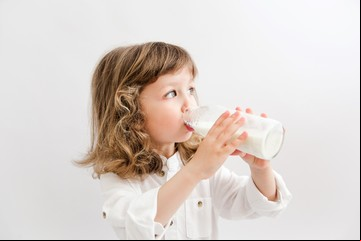 Leche de vaca en niños: ¿de alimento infaltable a optativo?