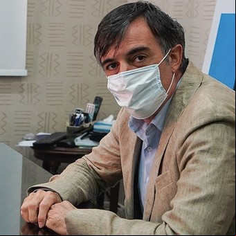 Háblalo, la app argentina que usa Esteban Bullrich para comunicarse con su hija