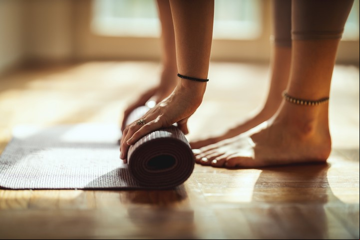 El yoga puede ser una opción terapéutica útil para personas con síncope vasovagal. Foto Shutterstock.