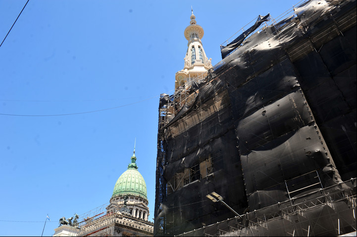 La torre cúpula alcanza los 75 metros de altura y ya fue restaurada. Foto: Lucía Merle