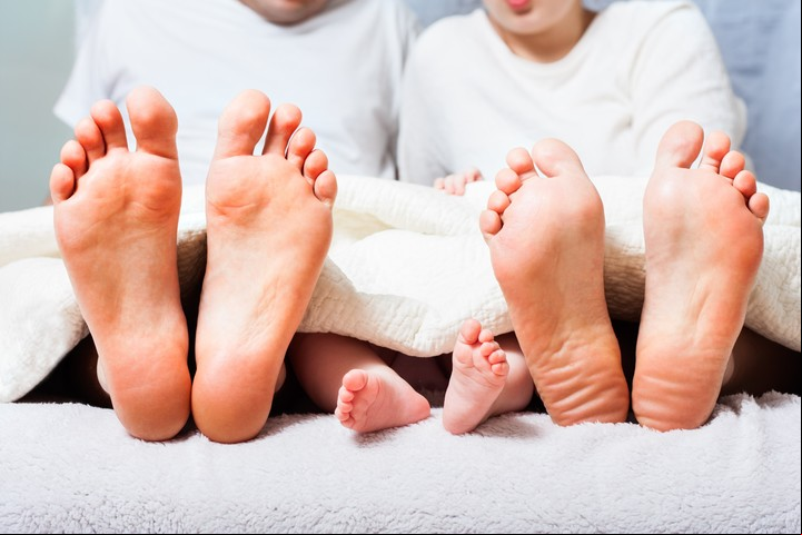 Bésame mucho surgió a partir de detectar el conflicto que sentían los padres entre la teoría y la realidad. Foto: ilustración Shutterstock.