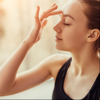 ¿Qué significa tener mucha electricidad en el cuerpo espiritual?
