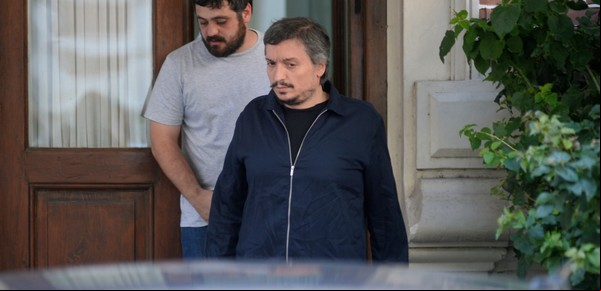 Andrés Larroque acusó a La Cámpora de "extorsionar" a Kicillof y desde el sector de Máximo Kirchner les respondieron que tiene "fantasmas en la cabeza"