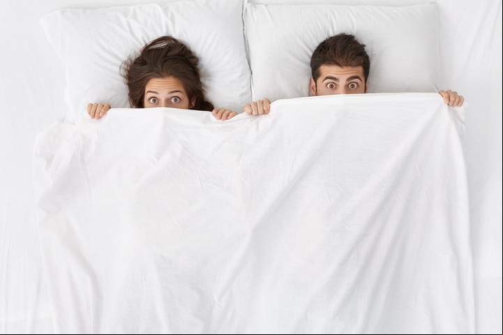 Ante un episodio de este tipo se recomienda despejar todas las dudas de niños y niñas. Foto ilustración Shutterstock.