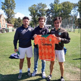 Gómez Cora, la medalla de bronce de Los Pumas en Tokio 2020 y la conexión con el Banfield de Javier Sanguinetti