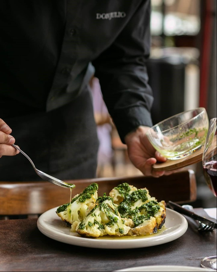 La coliflor asada de Don Julio.