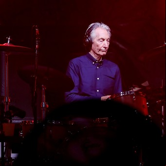 Murió Charlie Watts: por qué era el corazón de los Rolling Stones