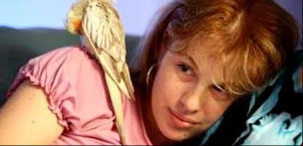 "Demonio rubio": la sórdida historia de la joven aristócrata que masacró a sus padres para quedarse con sus millones