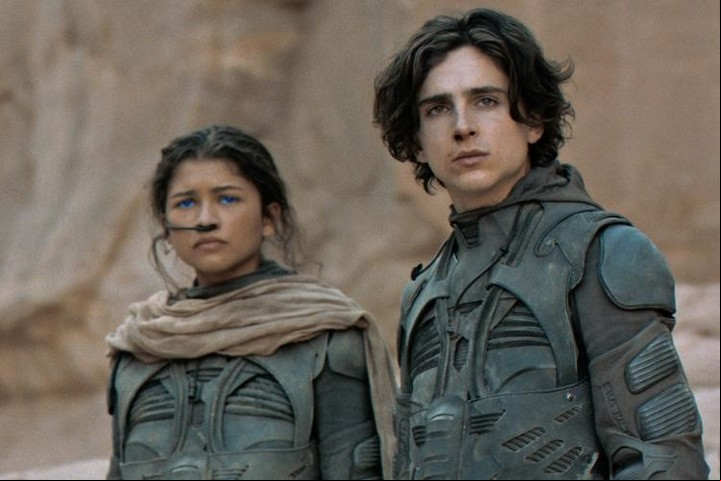 Chani (Zendaya) y Paul (Timothée Chalamet). Con ella él tiene sueños recurrentes. Hasta que la conoce en el planeta Arrakis. Foto WB