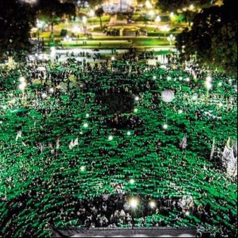 "Los pañuelos no se guardan", la consigna en el Día de Acción Global por el aborto legal