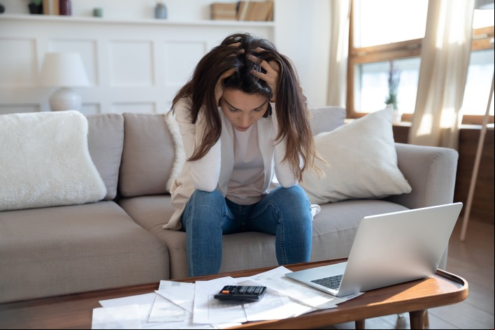 Una mala salud financiera puede conllevar problemas de salud físicos. Foto Shutterstock.