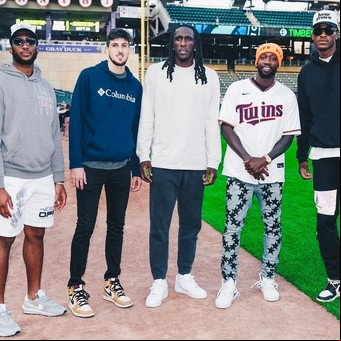 Entrenamientos después de hora, reconocimientos y aprendizaje de los mejores: los primeros días de Leandro Bolmaro en la NBA