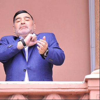 Cuáles son los posteos de Instagram de Diego Maradona borrados por sus hijos al reactivar la cuenta