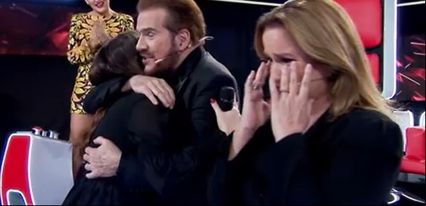Los Pimpinela se llevaron una increíble sorpresa con una participante en "La Voz"