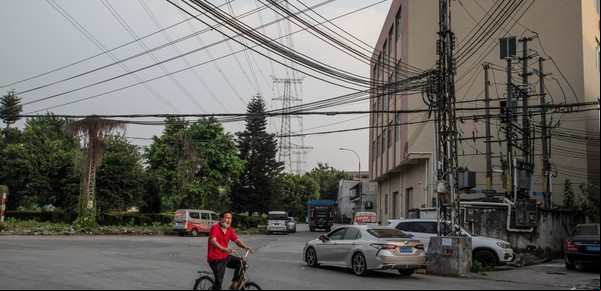 Los apagones afectan a China y amenazan la economía y la Navidad incluso en Occidente