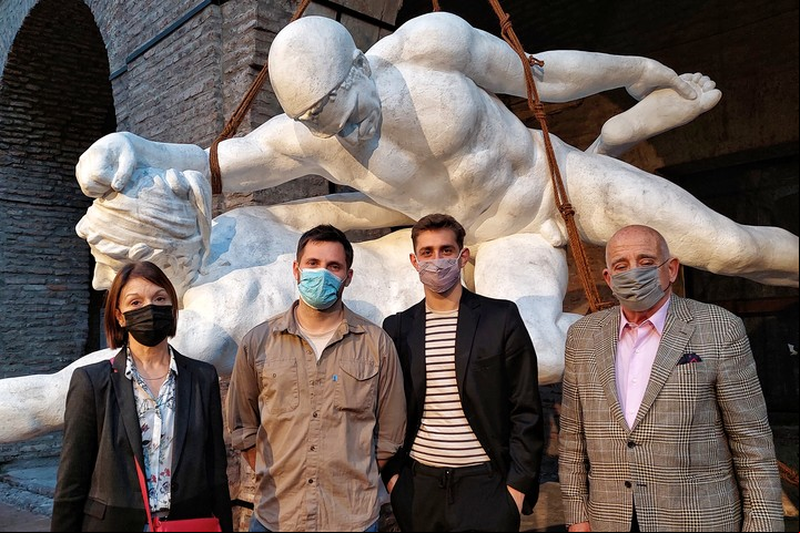 Diana Weschler, Alexis Minkiewicz, Leandro Martínez Depietri y Aníbal Jozami en la inauguración de "Episodio 1. La piedad de las estatuas". Foto Martín Bonetto