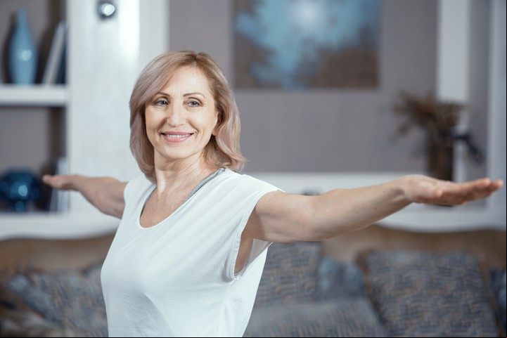 La actitud positiva de las mujeres promueve la resiliencia. Foto Shutterstock.