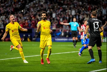 Liverpool dio el golpe en Madrid con un Salah imparable y saca chapa de candidato