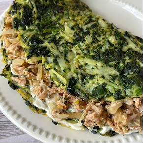 Omelette de espinaca y atún