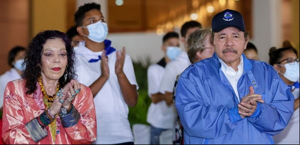 Sin sol, aislados y poca comida: el grave deterioro de los opositores a Daniel Ortega presos en Nicaragua