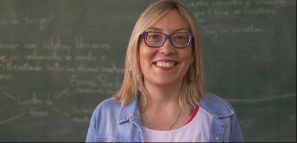 Innovación educativa: es maestra rural e impulsa proyectos de lectura radial y obras de teatro para promover la inclusión