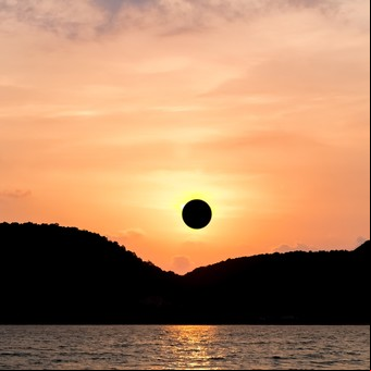 Eclipse solar 2022: cuándo es y cómo verlo