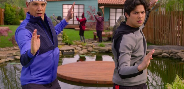 Cobra Kai 4 vs. No miren arriba: quién gana la pulseada del fanatismo en las redes