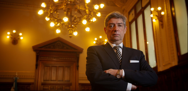 La Corte ordena la agenda política y afirma poder