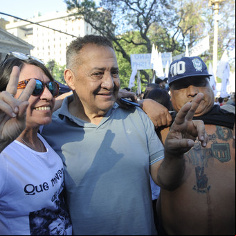 "¿Cristina Kirchner? Bien, gracias": dura crítica de Luis D'Elía a la vicepresidenta por los "presos políticos"