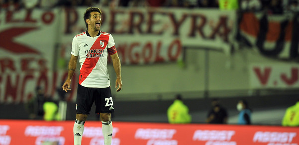 Leonardo Ponzio sufrió una dura lesión y suspendieron el amistoso con el equipo de Scocco y Maxi Rodríguez
