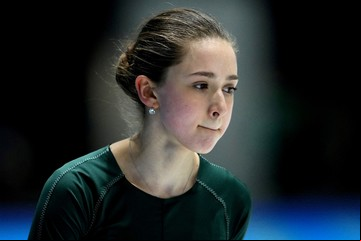 Beijing 2022: la patinadora rusa de 15 años sospechada de doping rompió en llanto en un entrenamiento