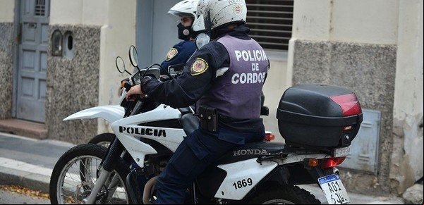 Un policía quedó detenido por matar de 13 balazos a un ladrón: investigan un exceso en la legítima defensa