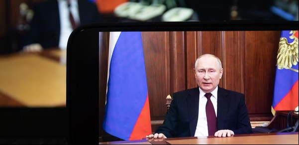 Rusia defendió a sus medios contra las sanciones de Estados Unidos y dijo que previenen la "zombificación" global
