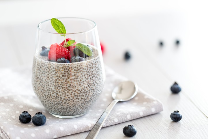 El chía pudding ayuda a incorporar Omega 3. Además, brinda saciedad. Foto Shutterstock.