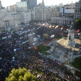 Día de la Mujer 2022: las manifestaciones en el país y el resto del mundo por el 8M