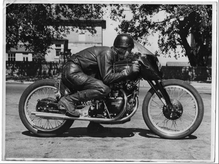 Vincent Black Lightning Jack Ehret (1951).
