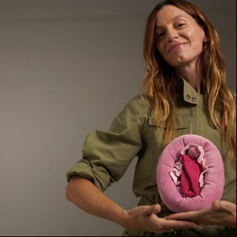 Cecilia Ce: "El juguete sexual es funcional a lo que vemos a nivel social, una respuesta inmediata sin o humano"