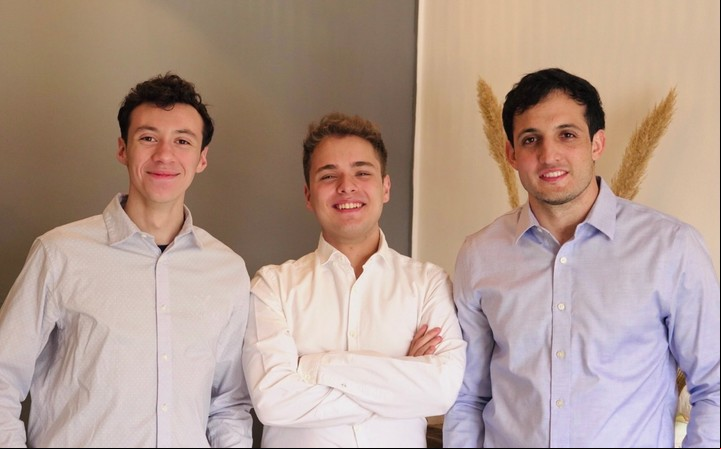 Francisco Domínguez (28), Terenti (19) y Cristian Lucero (20) son amigos y socios de VinciU, la primera online de carreras digitales para adolescentes de secundaria de entre 13 y 17 años.