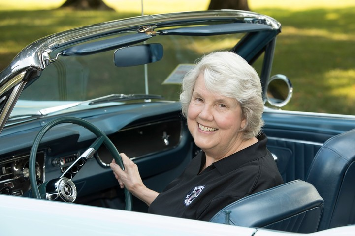 Gail Wise, la dueña del primer Ford Mustang.